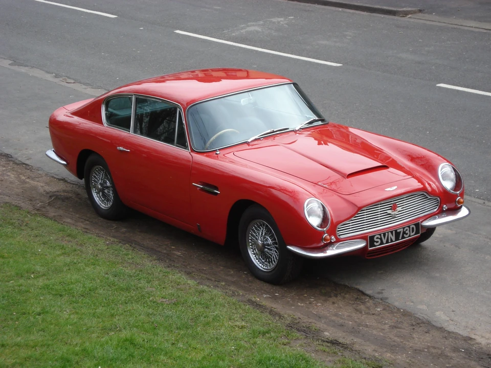 1966 Aston Martin DB6 Vantage - Image 5 of 13