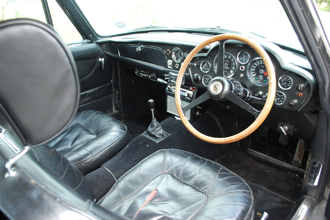 1966 Aston Martin DB6 Vantage - Image 3 of 5