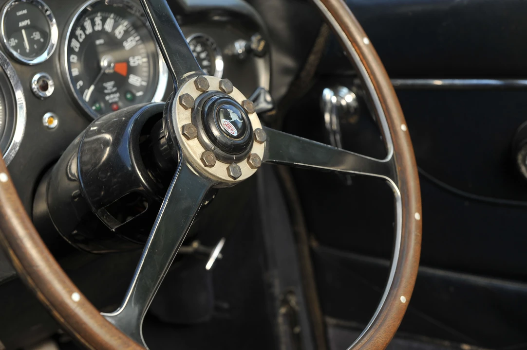 1966 Aston Martin DB6 - Image 3 of 13