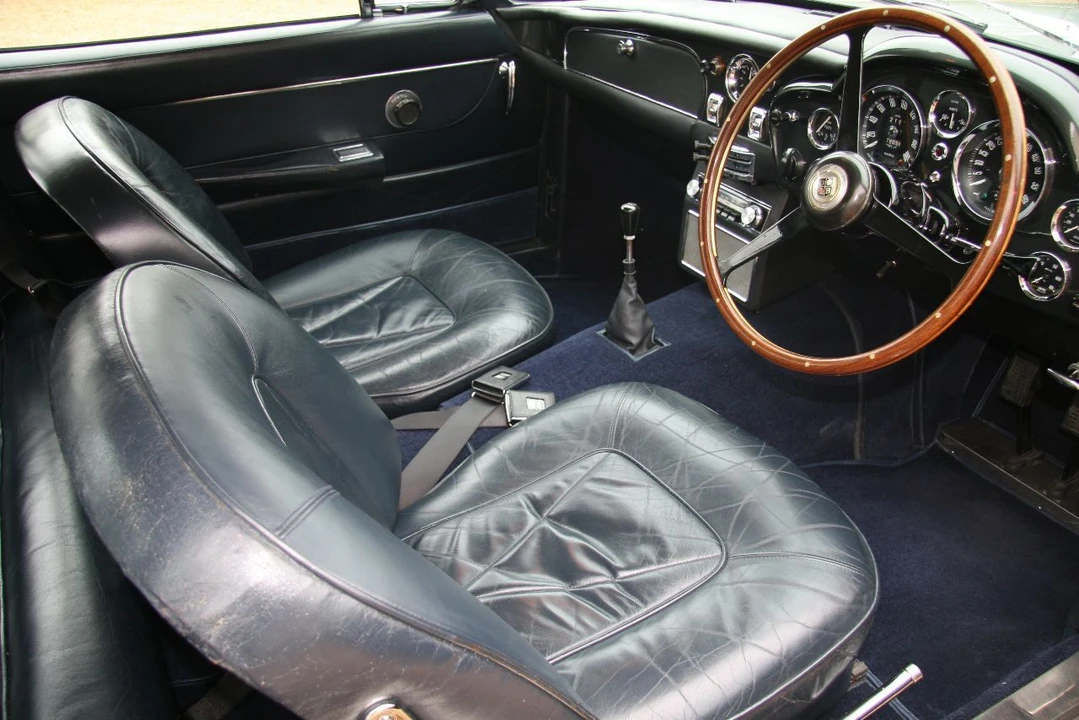 1966 Aston Martin DB6 - Image 2 of 3