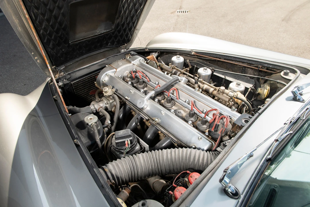 1966 Aston Martin DB6 - Image 17 of 31
