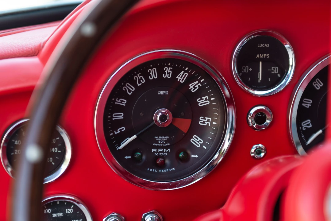 1966 Aston Martin DB6 - Image 30 of 31