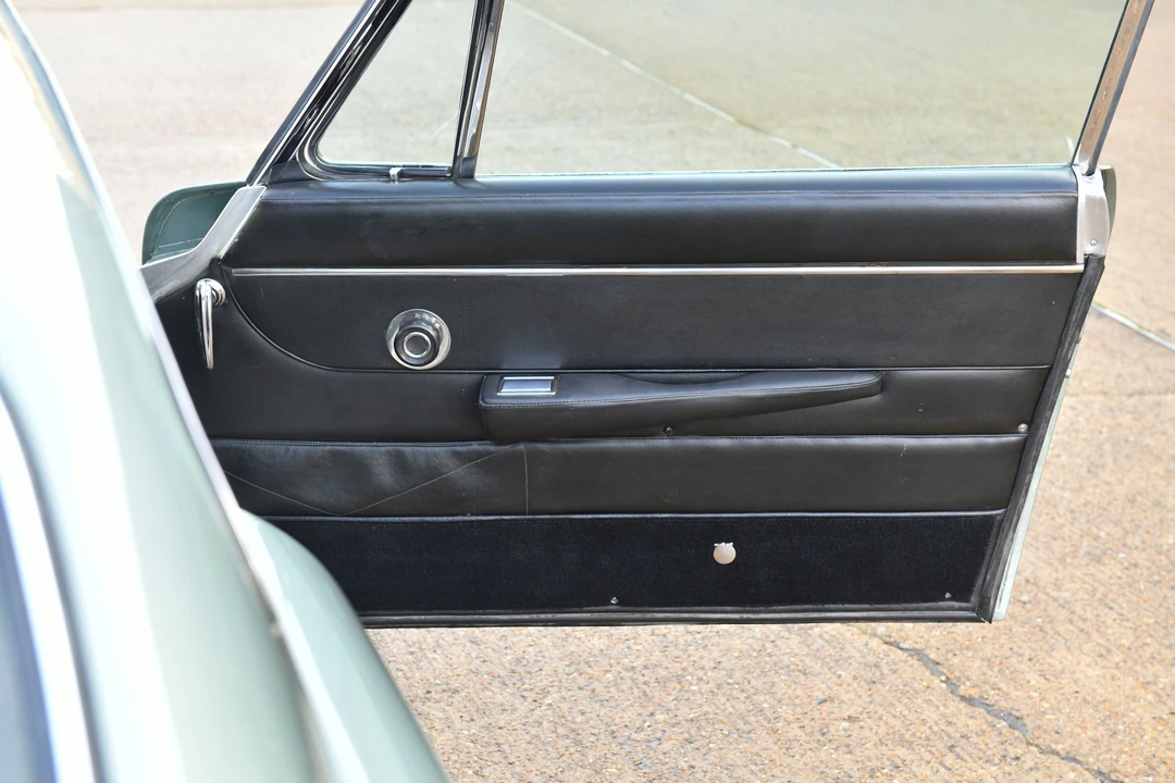 1966 Aston Martin DB6 - Image 27 of 31