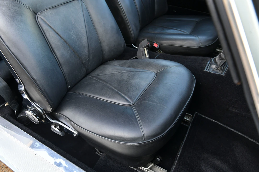 1966 Aston Martin DB6 - Image 30 of 31