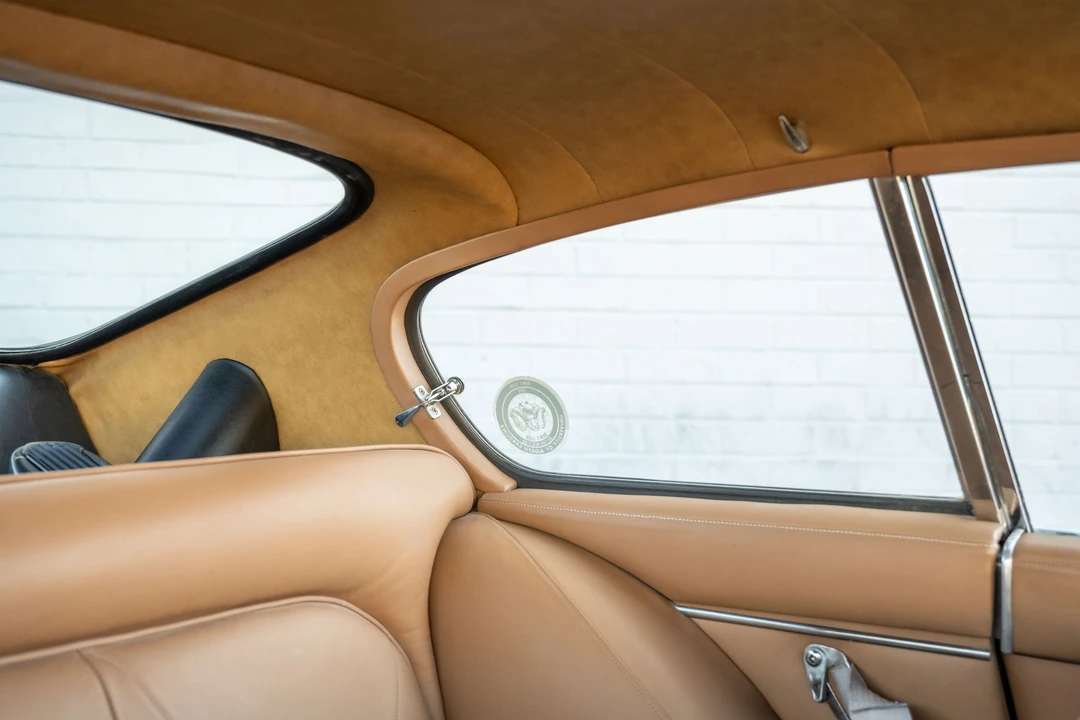 1966 Aston Martin DB6 - Image 27 of 31