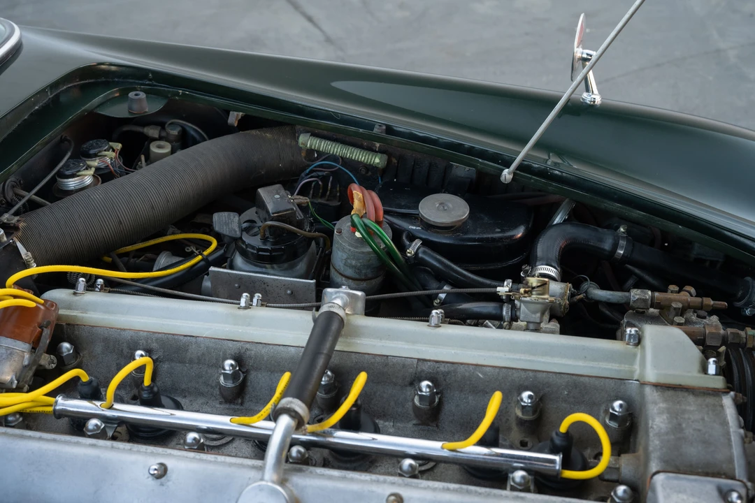 1966 Aston Martin DB6 - Image 19 of 31
