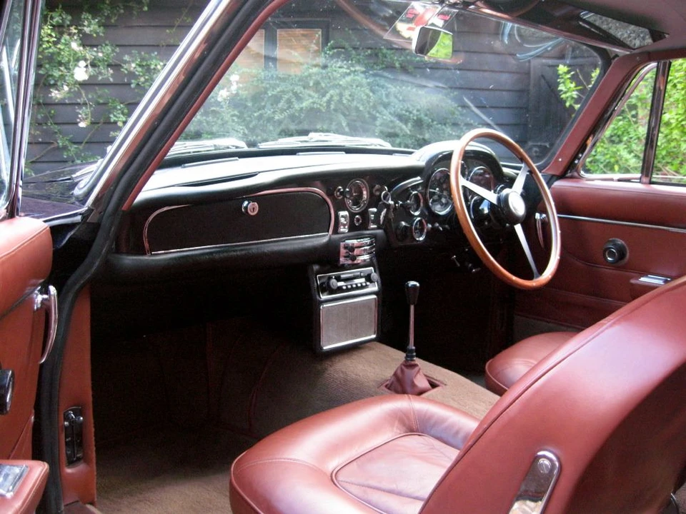 1966 Aston Martin DB6 - Image 4 of 5