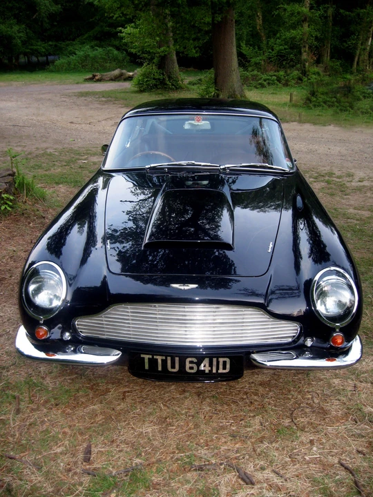 1966 Aston Martin DB6 - Image 10 of 13