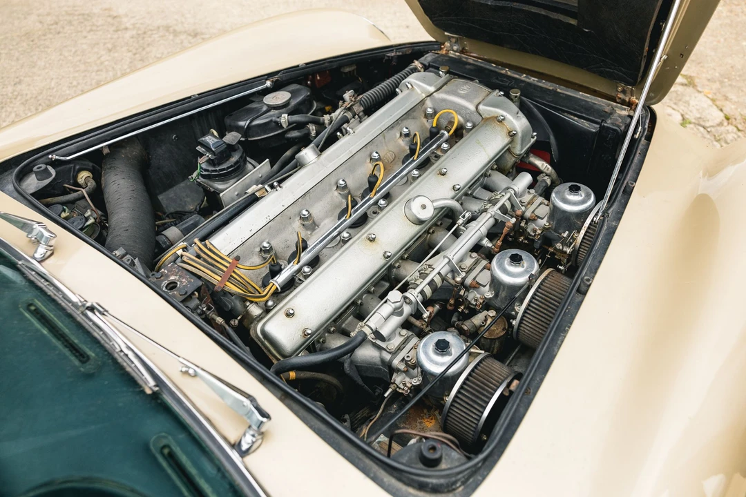 1966 Aston Martin DB6 - Image 7 of 16
