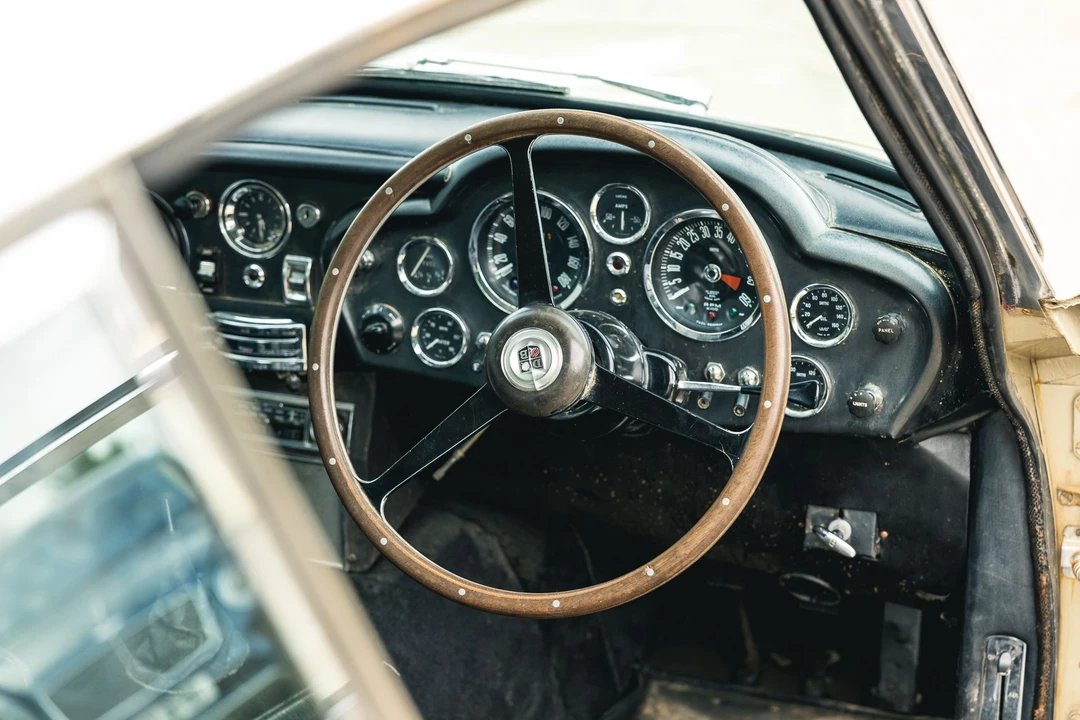 1966 Aston Martin DB6 - Image 9 of 16