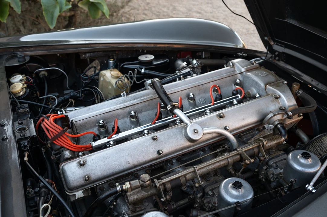 1966 Aston Martin DB6 - Image 28 of 31