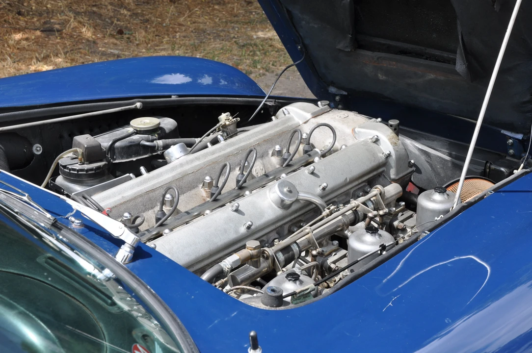 1966 Aston Martin DB6 - Image 3 of 7