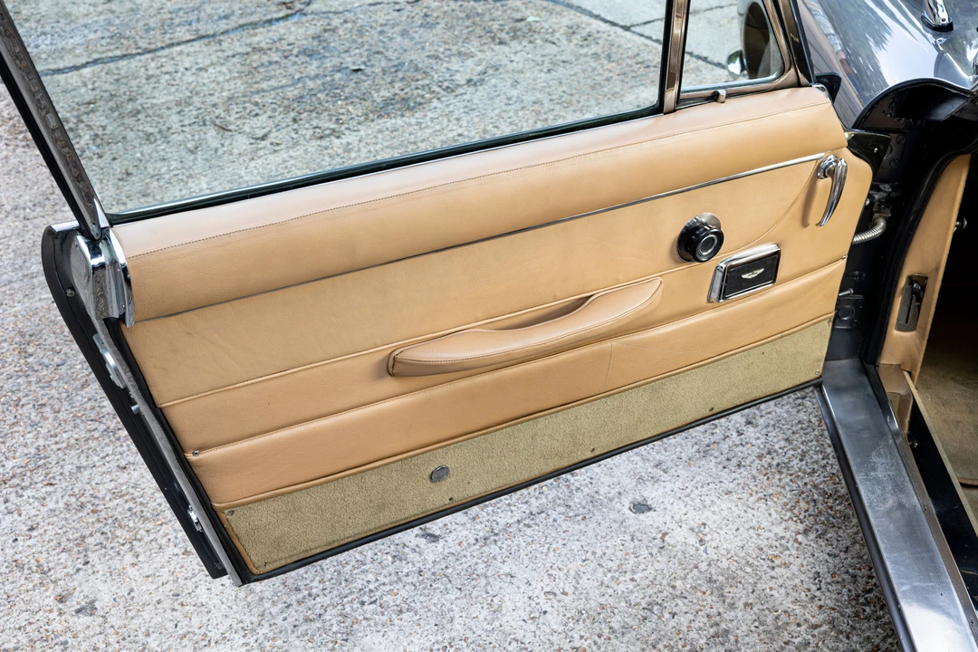 1966 Aston Martin DB6 - Image 27 of 31