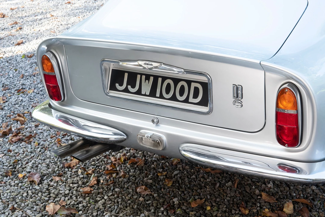 1966 Aston Martin DB6 Vantage - Image 27 of 31