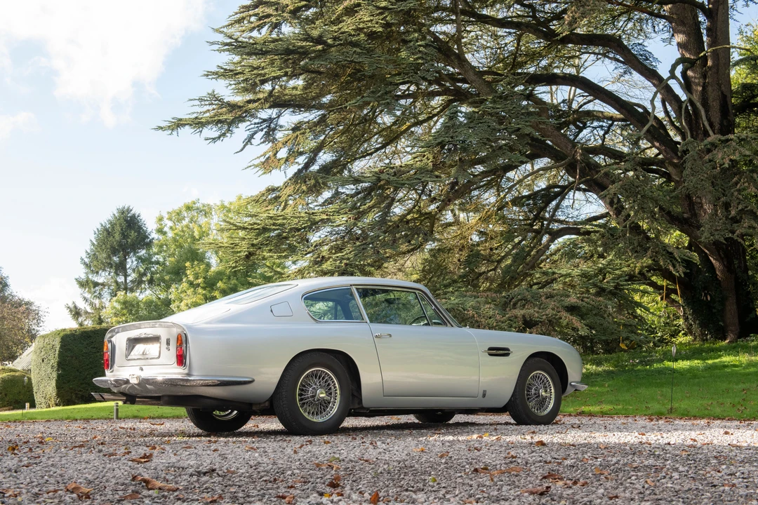 1966 Aston Martin DB6 Vantage - Image 10 of 31