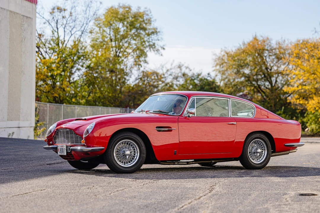 1966 Aston Martin DB6 Vantage - Image 26 of 31