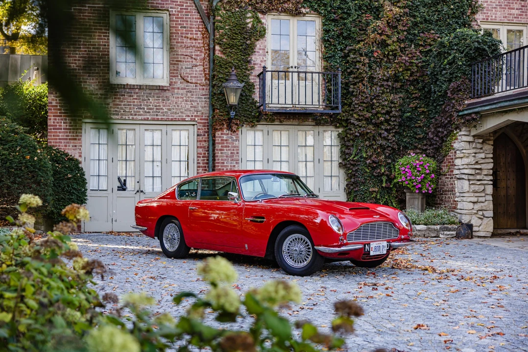 1966 Aston Martin DB6 Vantage - Image 4 of 31