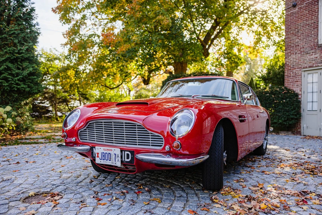 1966 Aston Martin DB6 Vantage - Image 14 of 31