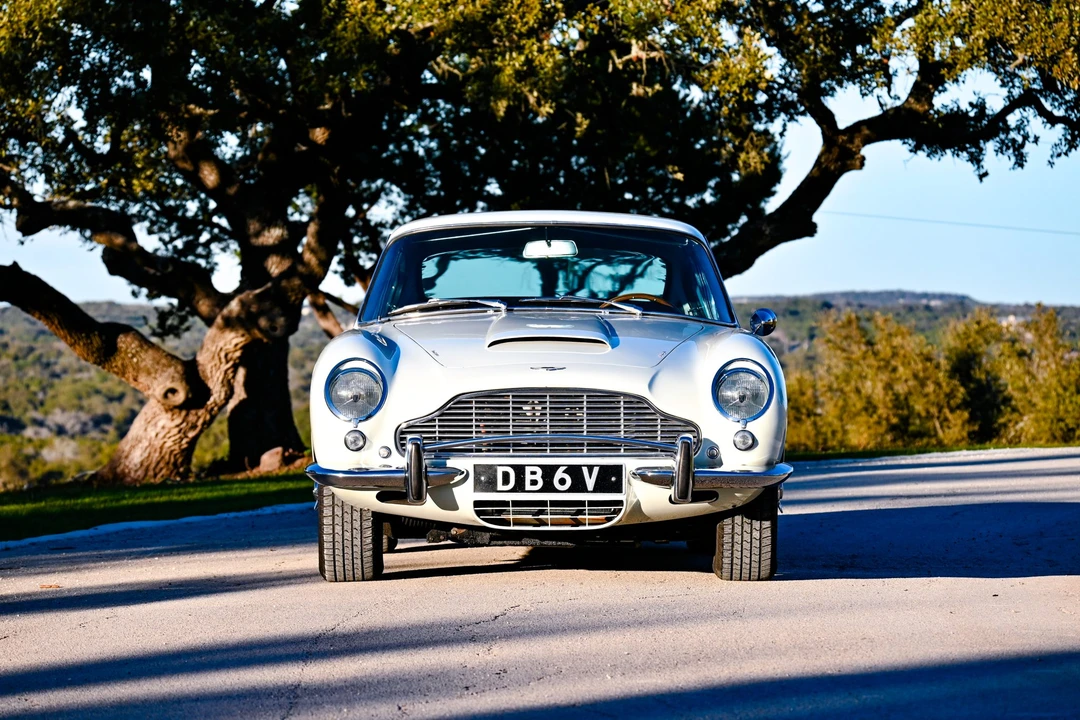 1966 Aston Martin DB6 Vantage - Image 5 of 31