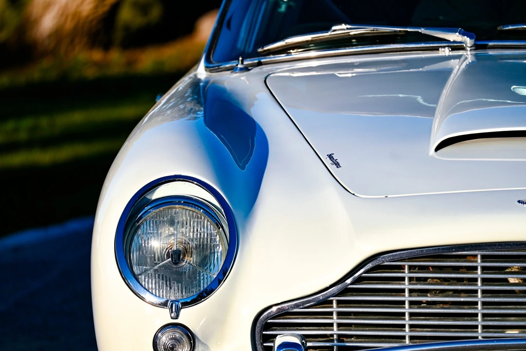 1966 Aston Martin DB6 Vantage - Image 24 of 31