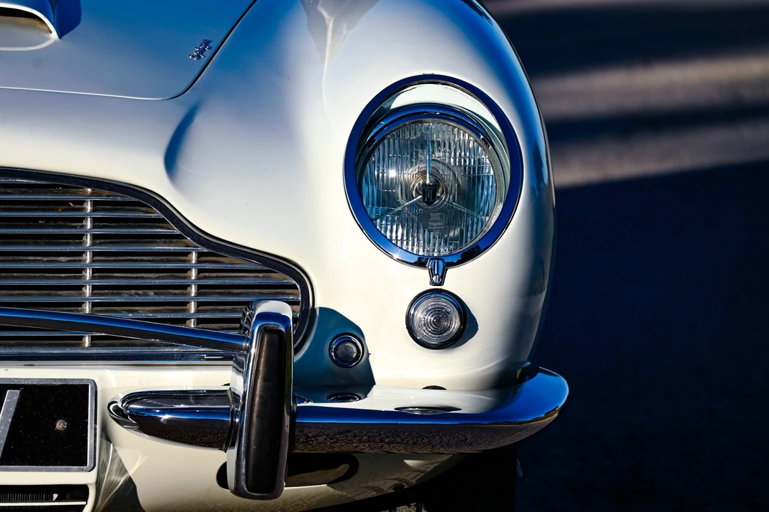 1966 Aston Martin DB6 Vantage - Image 27 of 31