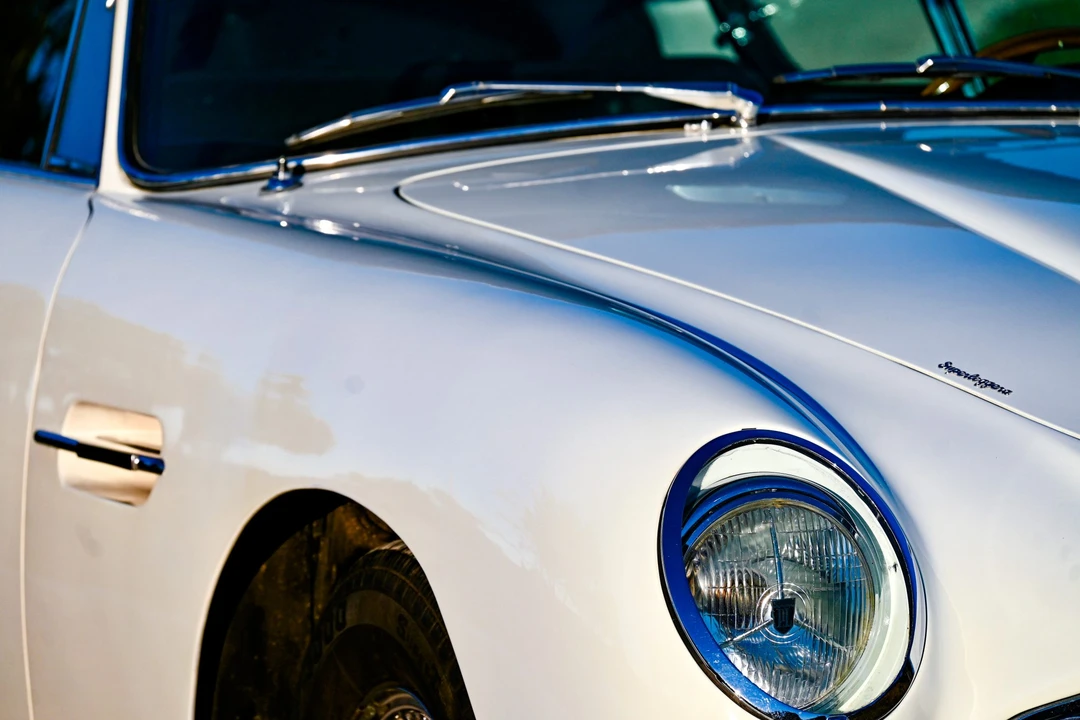 1966 Aston Martin DB6 Vantage - Image 29 of 31
