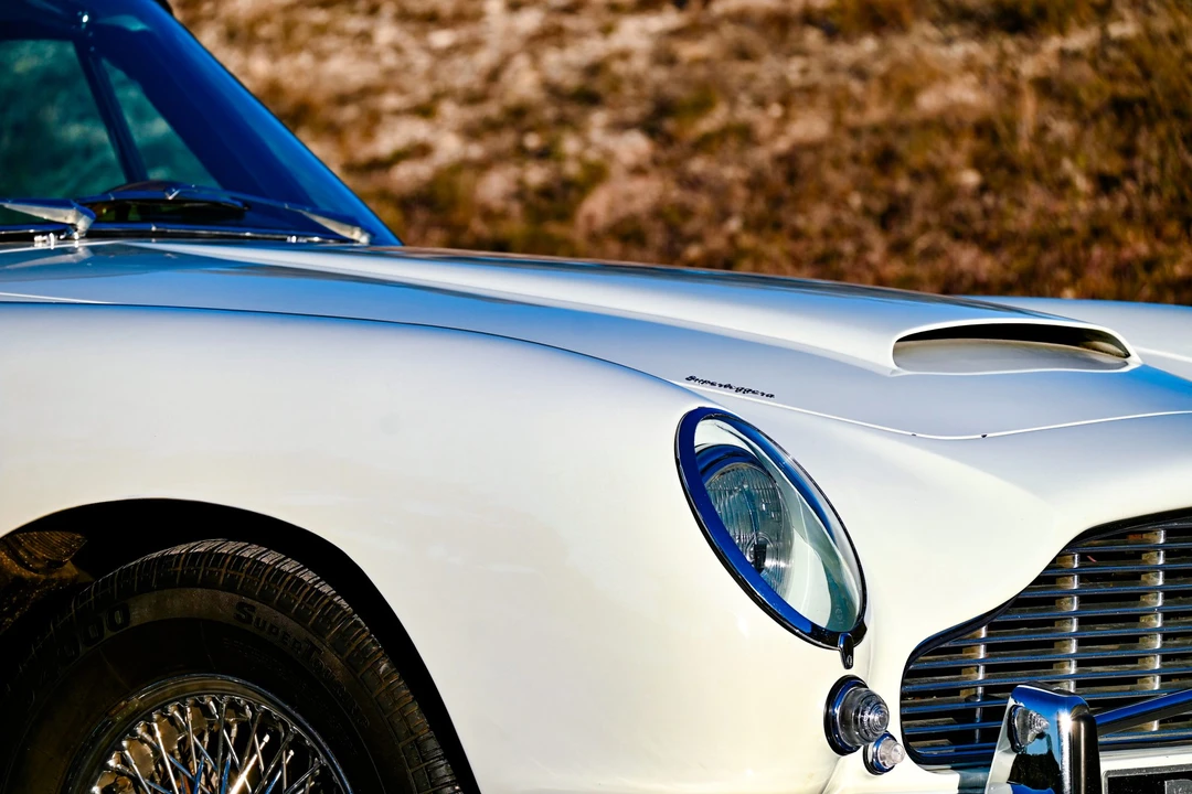 1966 Aston Martin DB6 Vantage - Image 28 of 31