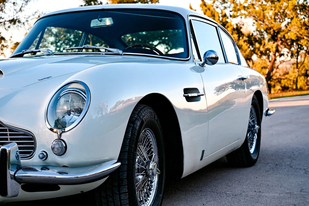 1966 Aston Martin DB6 Vantage - Image 23 of 31