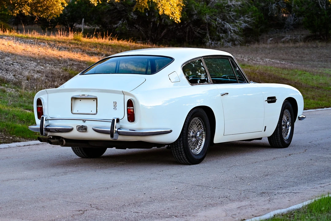 1966 Aston Martin DB6 Vantage - Image 19 of 31