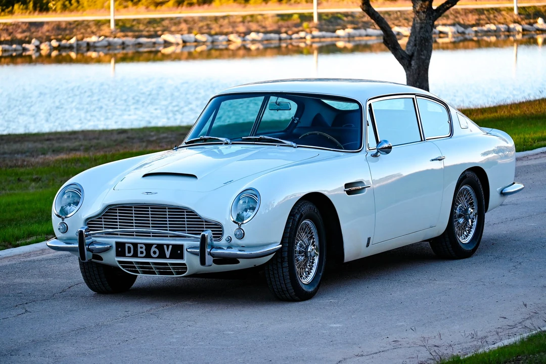 1966 Aston Martin DB6 Vantage - Image 10 of 31