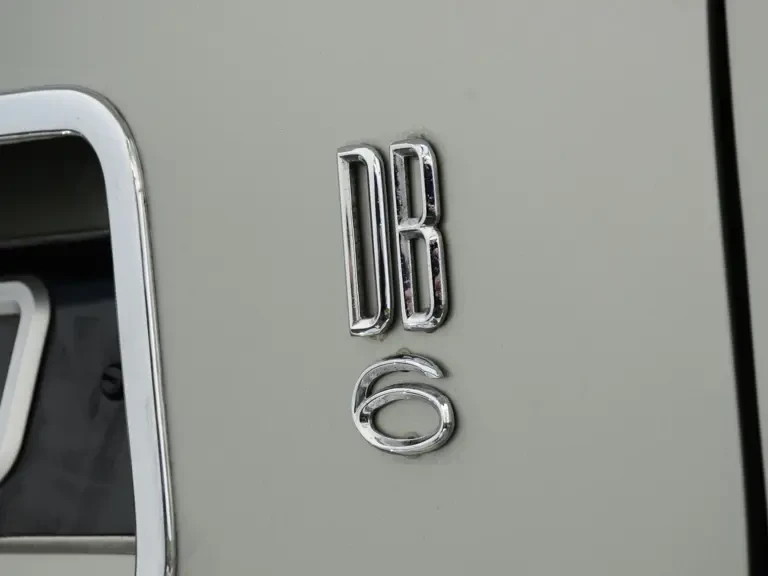 1966 Aston Martin DB6 Vantage - Image 16 of 25