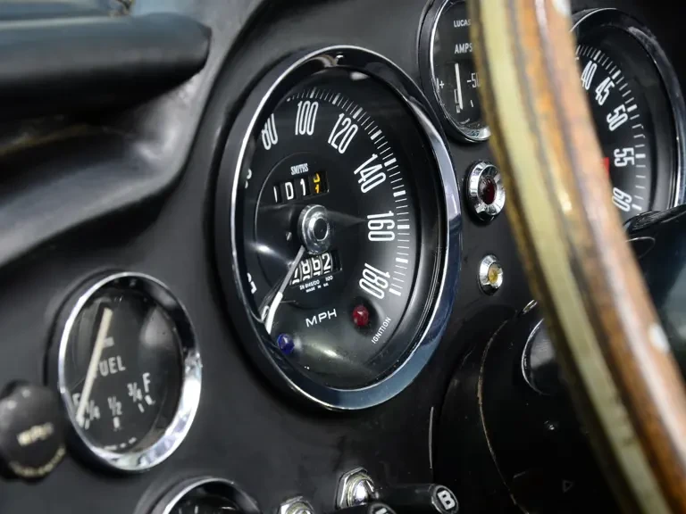 1966 Aston Martin DB6 Vantage - Image 19 of 25