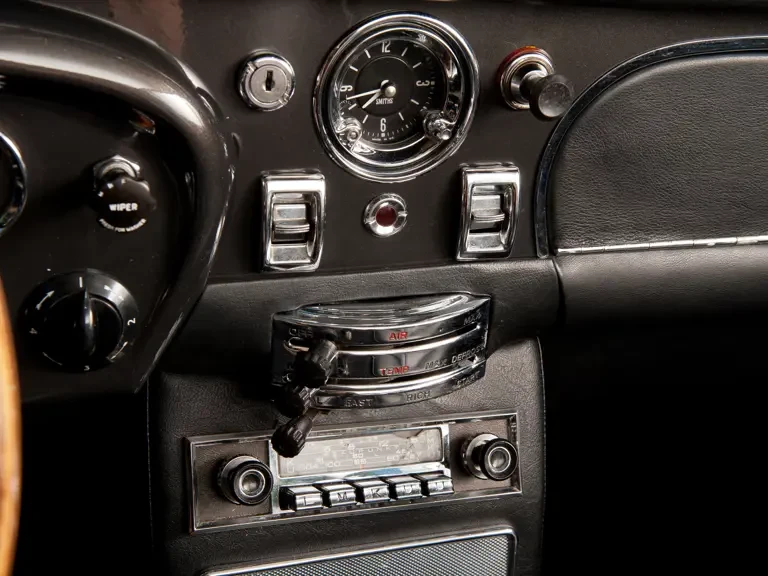 1966 Aston Martin DB6 Vantage - Image 21 of 22