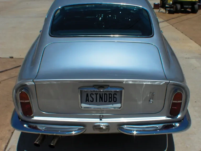 1966 Aston Martin DB6 Vantage - Image 21 of 26