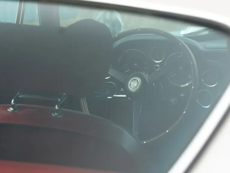 1966 Aston Martin DB6 Vantage - Image 22 of 31