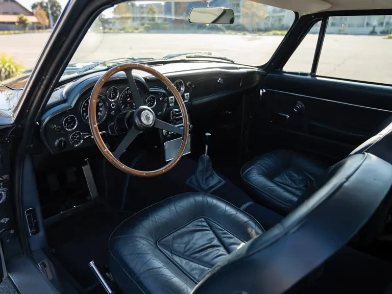 1966 Aston Martin DB6 Vantage - Image 5 of 31