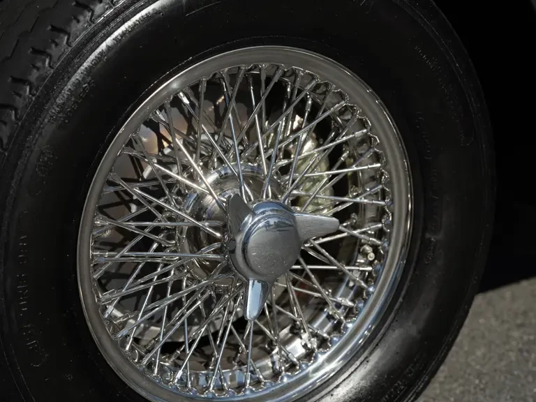 1966 Aston Martin DB6 Vantage - Image 25 of 31
