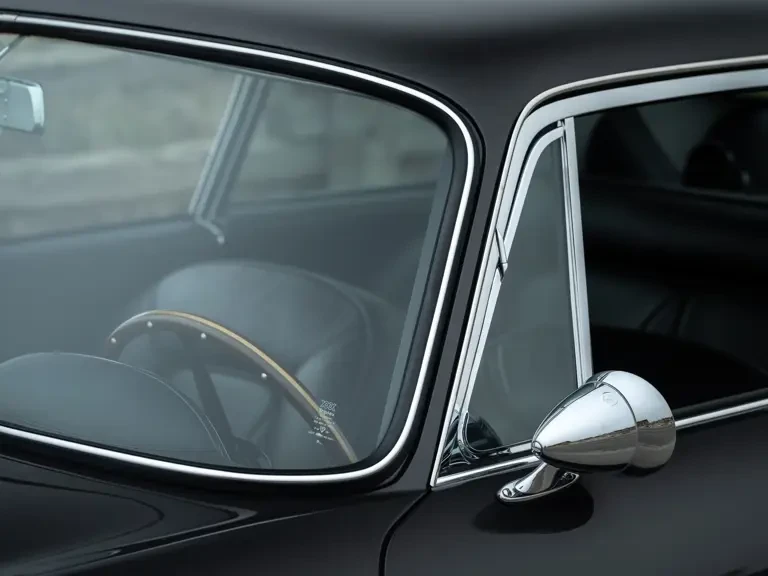 1966 Aston Martin DB6 Vantage - Image 22 of 31