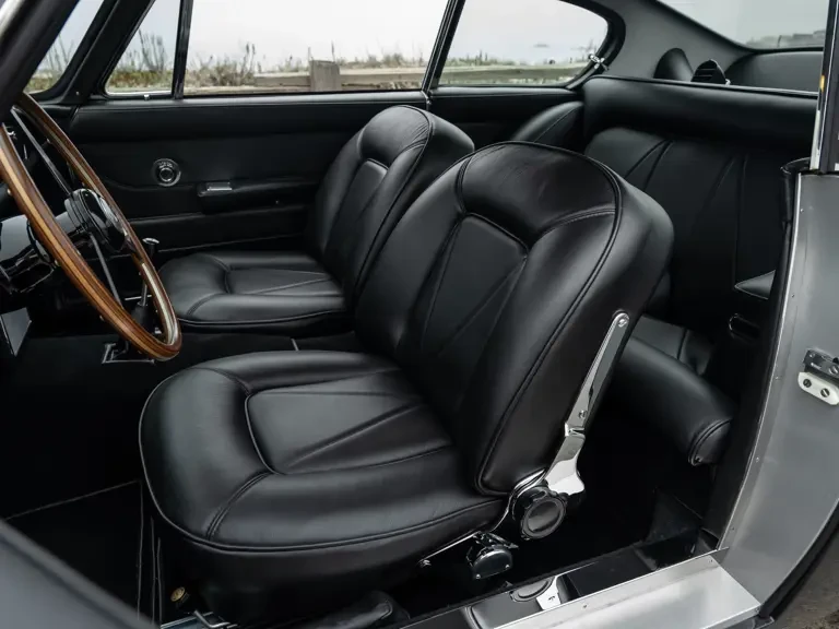 1966 Aston Martin DB6 Vantage - Image 26 of 31