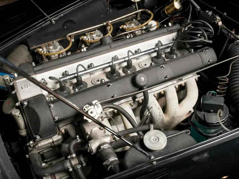 1966 Aston Martin DB6 Vantage - Image 21 of 22
