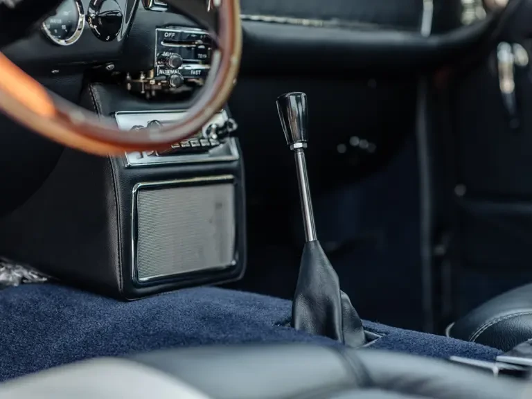1966 Aston Martin DB6 Vantage - Image 18 of 31