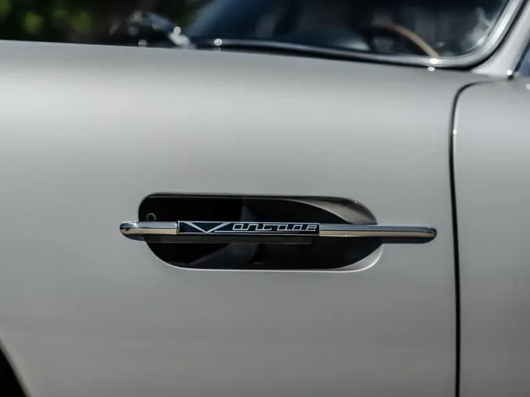1966 Aston Martin DB6 Vantage - Image 8 of 31