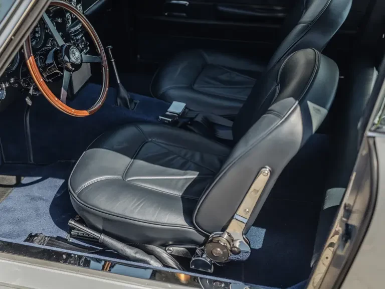 1966 Aston Martin DB6 Vantage - Image 14 of 31