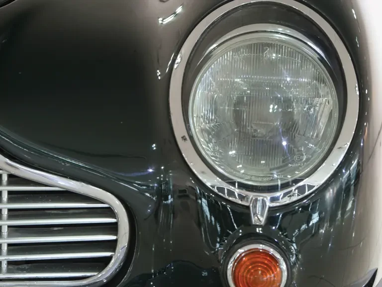 1966 Aston Martin DB6 Vantage - Image 21 of 31