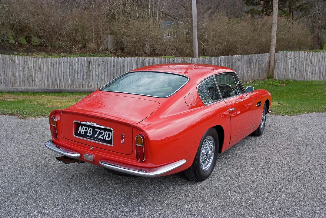 1966 Aston Martin DB6 Vantage - Image 9 of 9