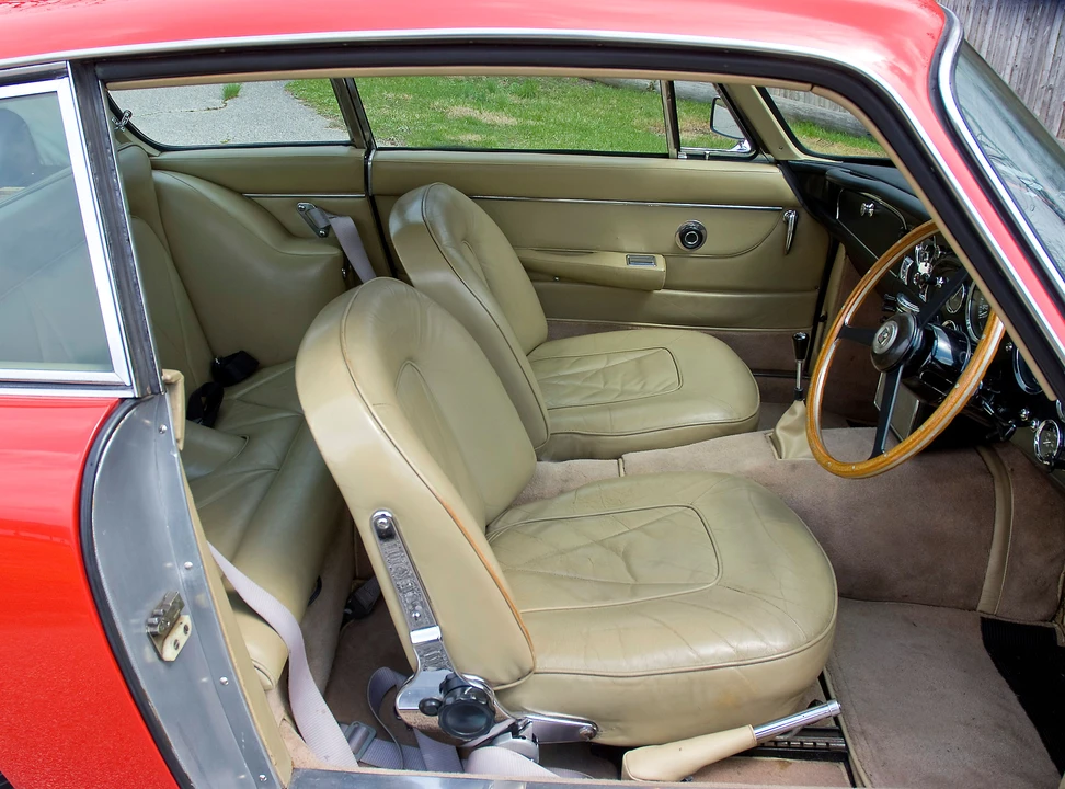 1966 Aston Martin DB6 Vantage - Image 7 of 9