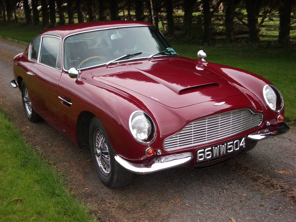 1966 Aston Martin DB6 Vantage - Image 5 of 5