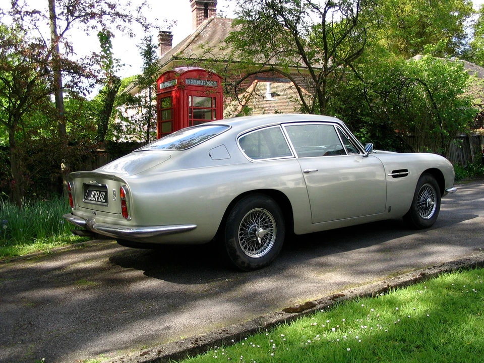 1966 Aston Martin DB6 Vantage - Image 2 of 3