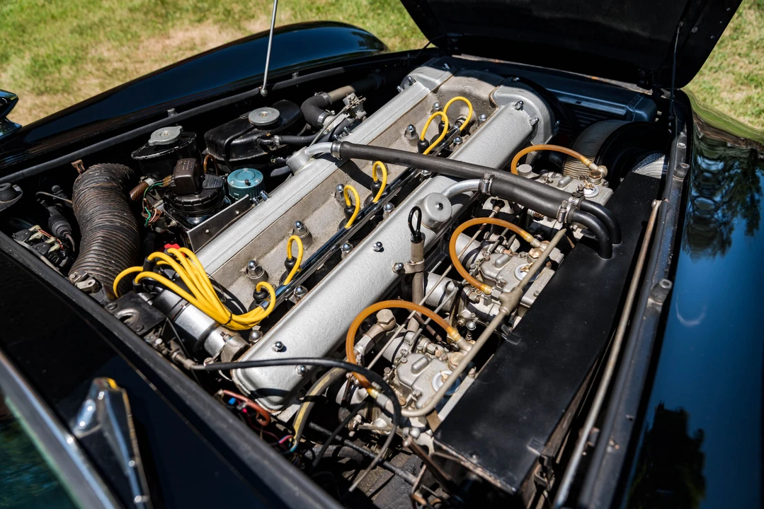 1966 Aston Martin DB6 Vantage - Image 9 of 31