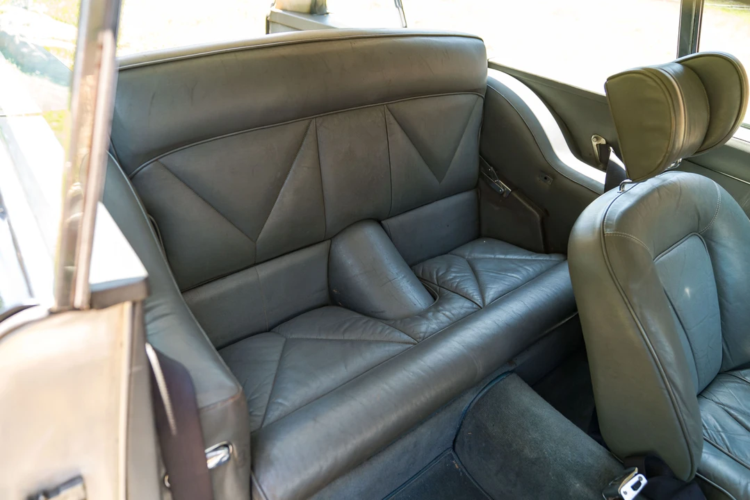 1966 Aston Martin DB6 Vantage - Image 24 of 31